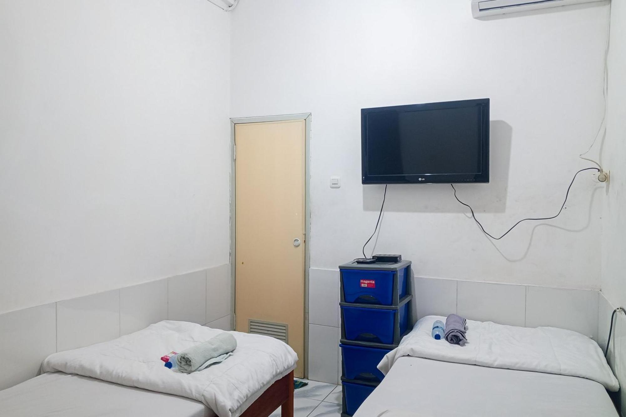 Malibu Syariah Bogor Redpartner Hotel Екстериор снимка