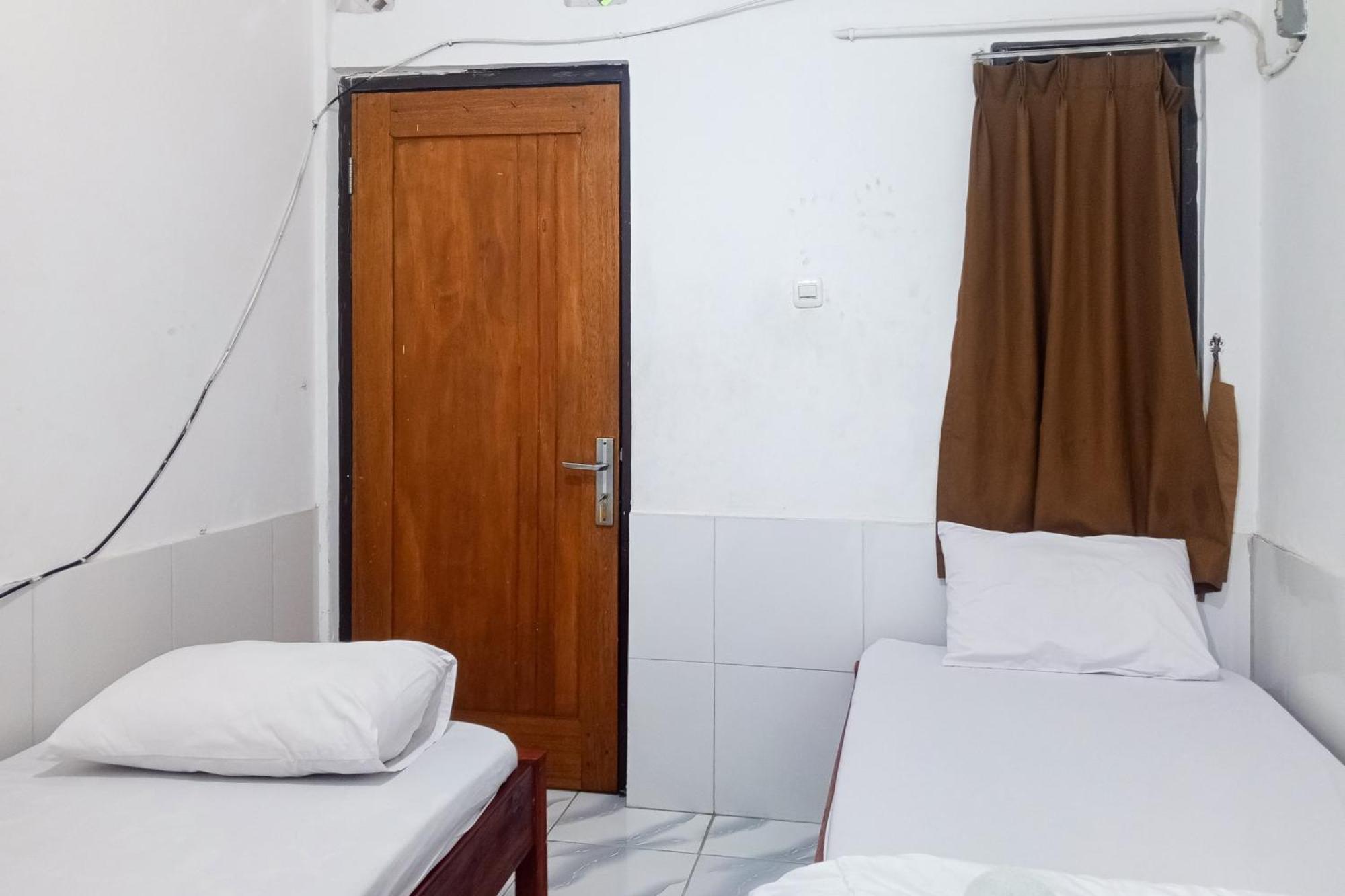 Malibu Syariah Bogor Redpartner Hotel Екстериор снимка