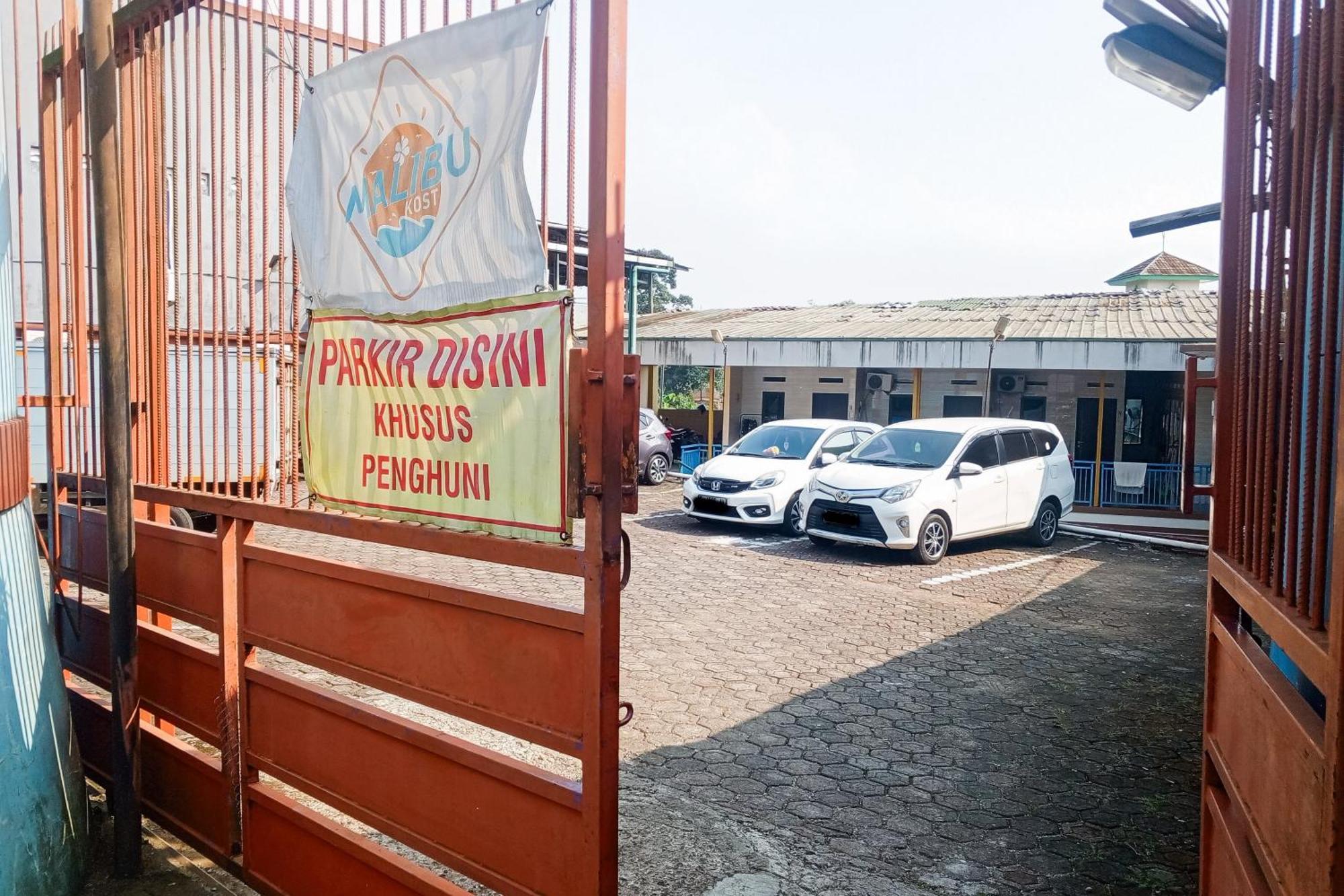 Malibu Syariah Bogor Redpartner Hotel Екстериор снимка